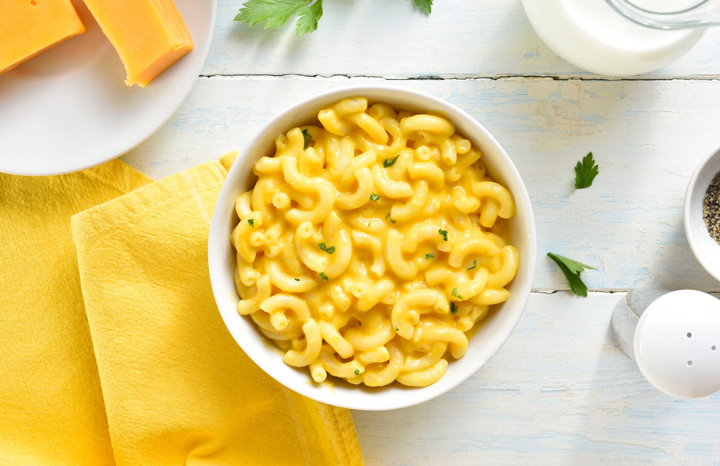 SISI LOLA MACARONI