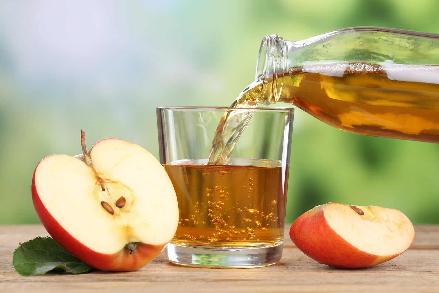 SISI LOLA APPLE JUICE