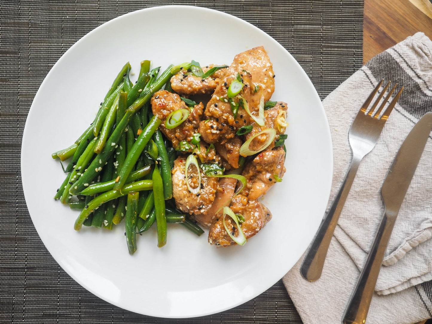 WHITE TROPICAL BALSAMIC